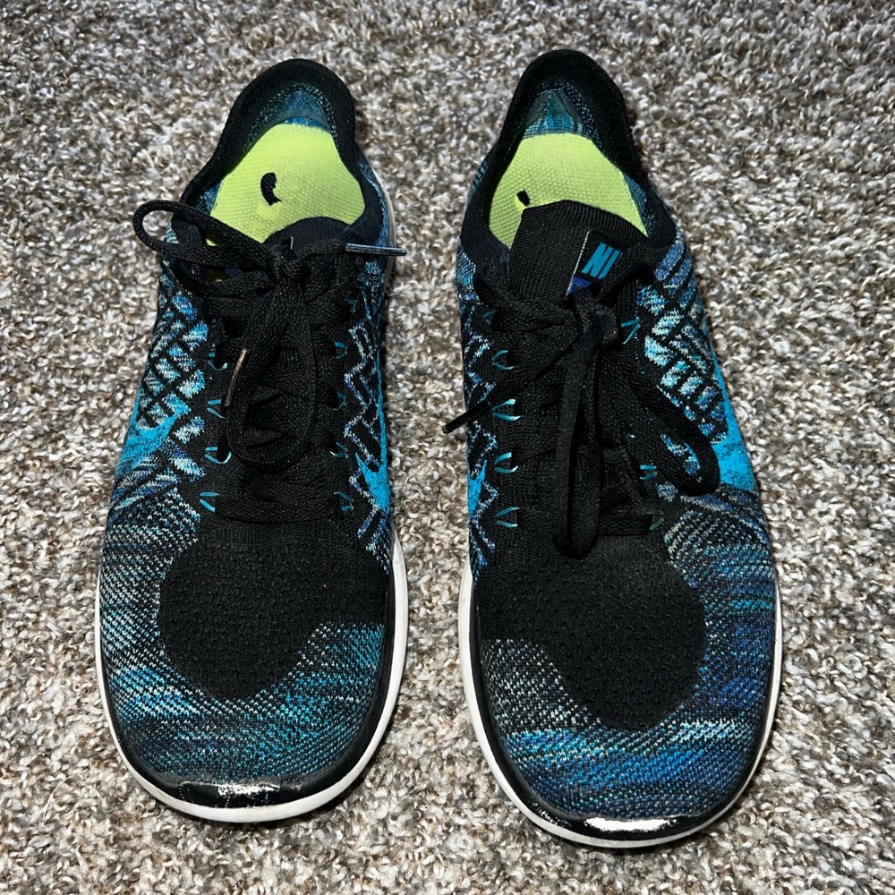 Nike Free 4.0 Flyknit running shoes